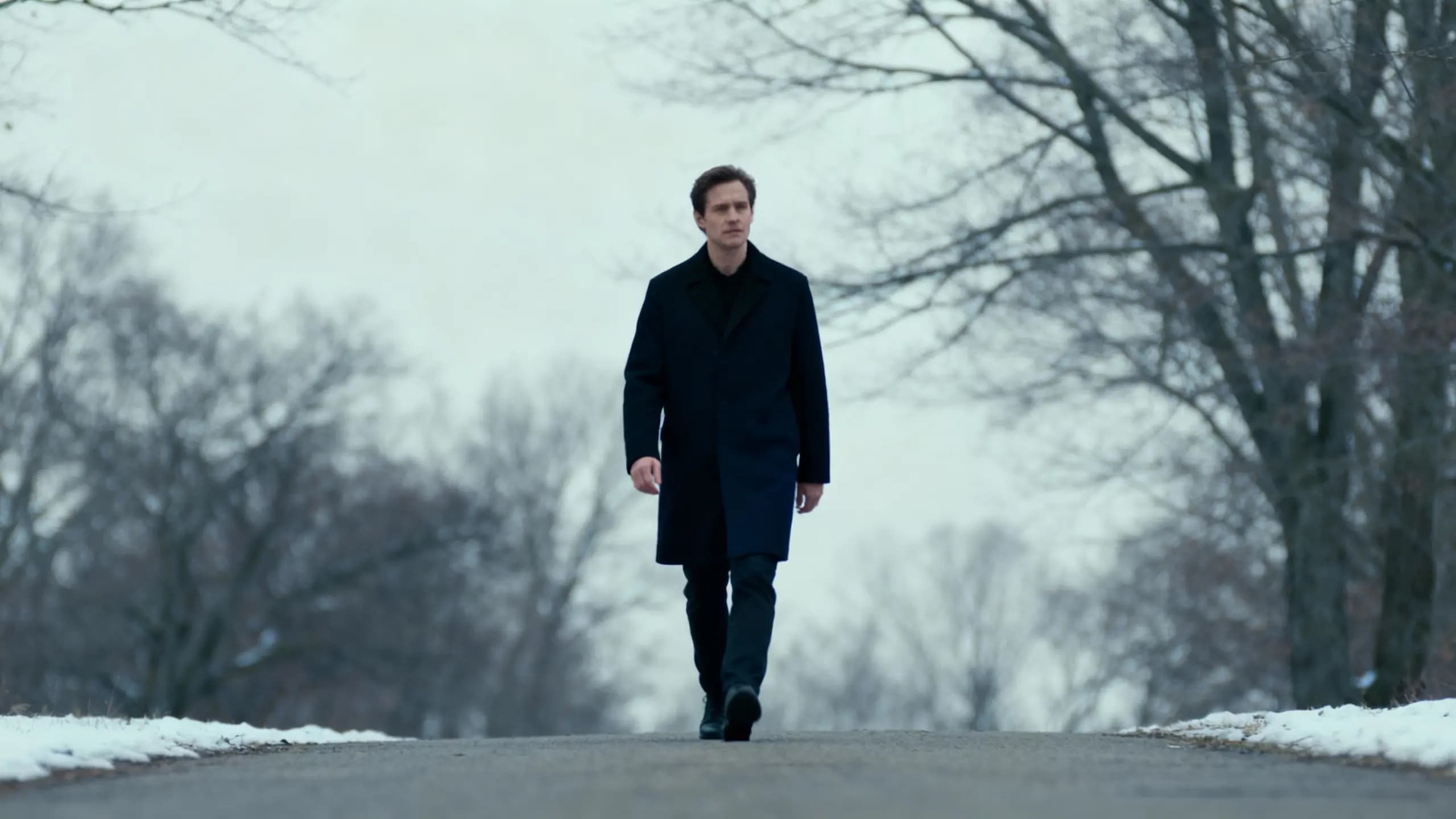 What to Wear to a Funeral: Respectful Outfit Guide